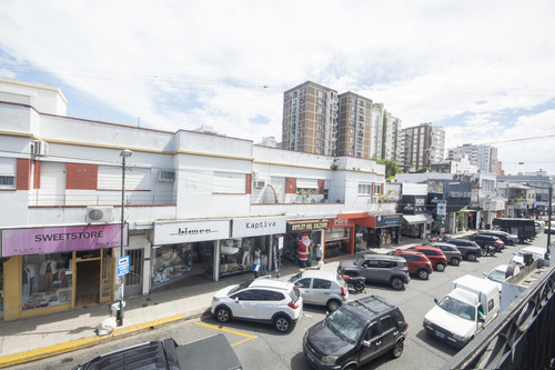 Alquiler Comercial Varios Usos: Oficina, Centro De Estética, Showroom, Etc.
