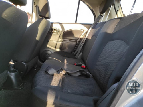 Nissan March 2012
