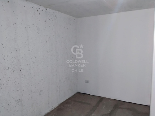 Local Comercial De 44m2 Sobre Av. Irarrázaval