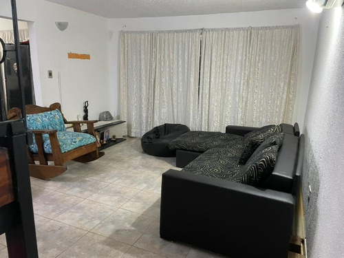Imagen 9 de 12 de Apartamento Ph En La Guaira Tanaguarena