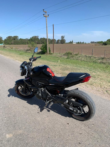 Imagen 2 de 9 de Yamaha Xj6