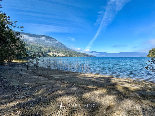 Sitio Exclusivo Con Playa Único En Panguipulli