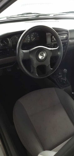 Imagem 8 de 9 de Volkswagen Santana 2000 2.0 4p