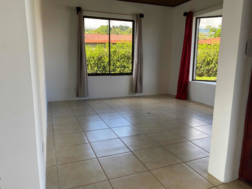 Imagen 5 de 23 de Casa Naranjo For Sale