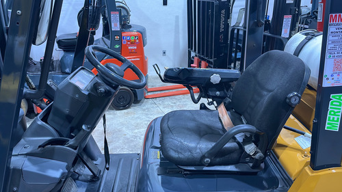 Montacargas Cat 2019 3 Toneladas Cuadruple 7mts Toyota Yale