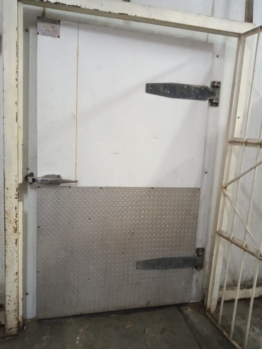 Rento Bodega Con Camara De Refrigeracion Para 90 Toneladas Con 2 Departamentos