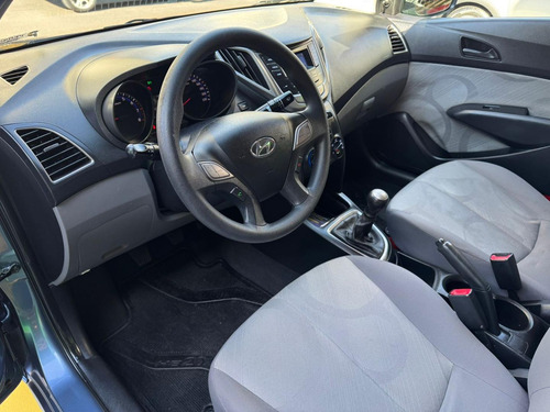 Hyundai HB20S Hb20s 1.0 Confort Plus 12v Flex 4p Manual