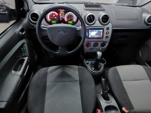 Ford Fiesta 1.6 MPI HATCH 8V FLEX 4P MANUAL