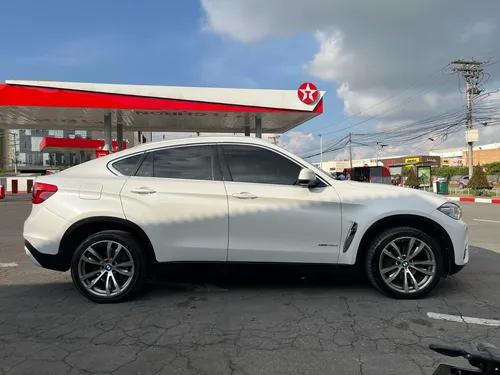 BMW X6 XDrive30d 3.0cc AT AA 4X4