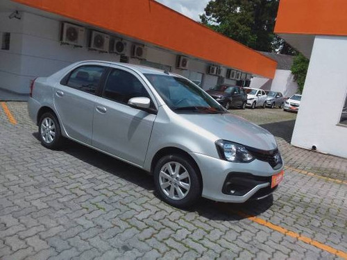 Imagem 3 de 10 de Toyota Etios 1.5 X Plus Sedan 16v Flex 4p Automático