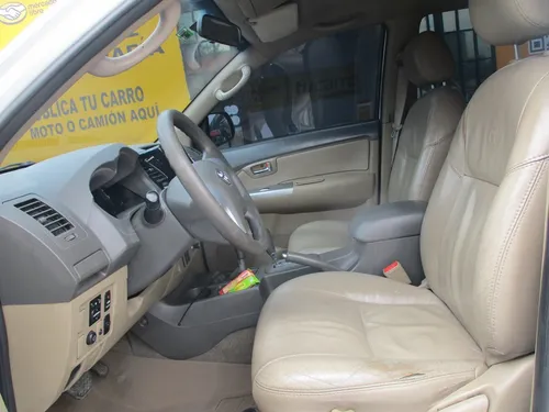 Toyota Fortuner Sr5 4x4 2700cc At Aa