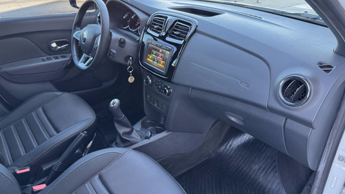 Renault Logan 1.6 16v Intense