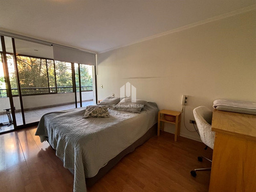 Departamento En Venta De 3d 2b Mas Servicio En Las Condes
