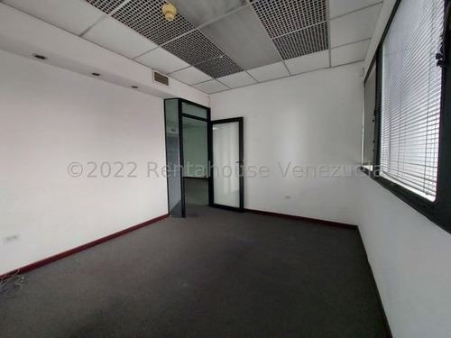 Imagen 10 de 19 de Oficina En Alquiler Mls# 22-27174 Mv
