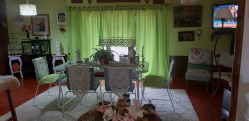 Chalet En Sierra De Los Padres Con Piscina Y Gas Natural!