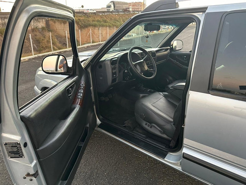 Chevrolet S-10 2.8 EXECUTIVE 4X4 CD 12V TURBO ELECTRONIC INTERCOOLER DIESEL 4P MANUAL