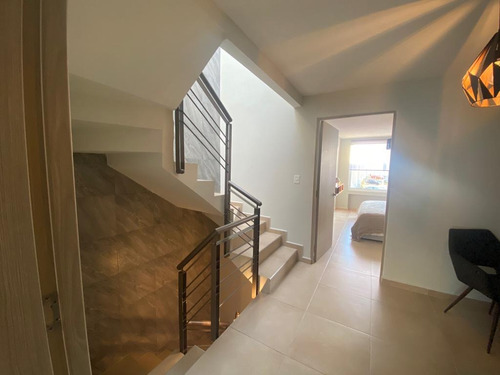 Casa Amplia En Tecamac Residencial, 3 Recamaras Y Alberca, Juegos Y Parques En Zona De Amenidades