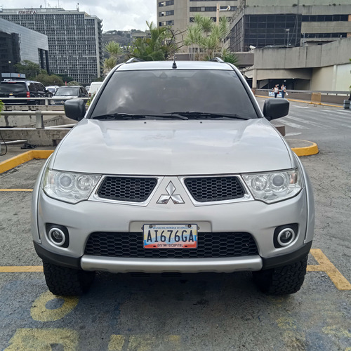 Mitsubishi Montero Glx