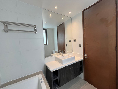 Casa En Venta 3d Y 3b, En Condominio Chicureo Norte