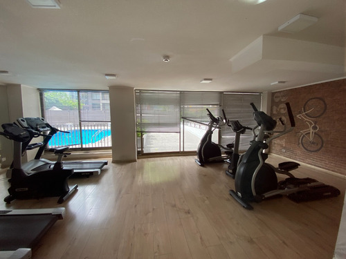 Venta Studio, Metro Ecuador