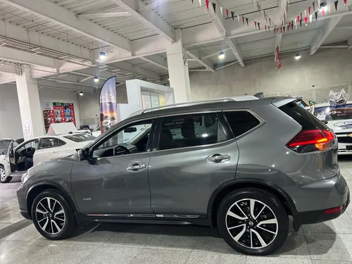 Nissan X-Trail 2.0 Exclusiv 2 Row Hybrid