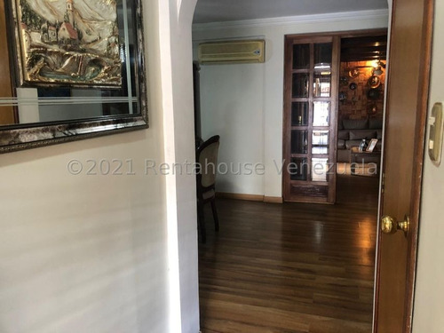 Imagen 4 de 14 de Eloisa Mejia Rentahouse Vende Townhouse En Tazajal Naguanagua 22-3747