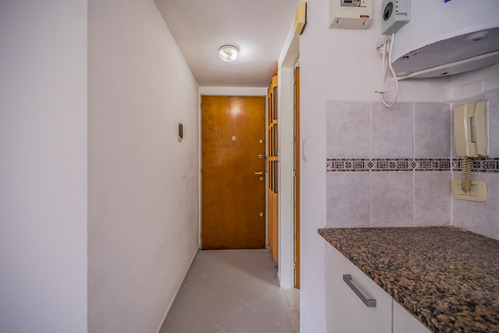 Departamento Monoambiente En Venta En Morón, G.b.a. Zona Oeste, Argentina