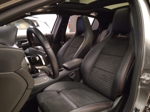Mercedes Bens Gla 250 2.0 Cgi Sport 2018 Com 34.900 Km