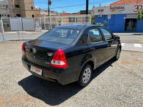 Etios Sedán 1.5 Xs Sedan 16v Flex 4p Manual