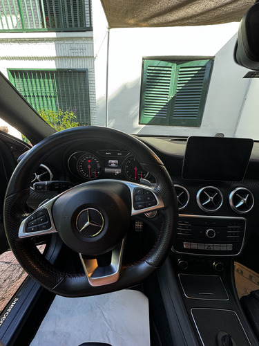 Mercedes-Benz Clase A 2.0 A250 Amg-line 211cv