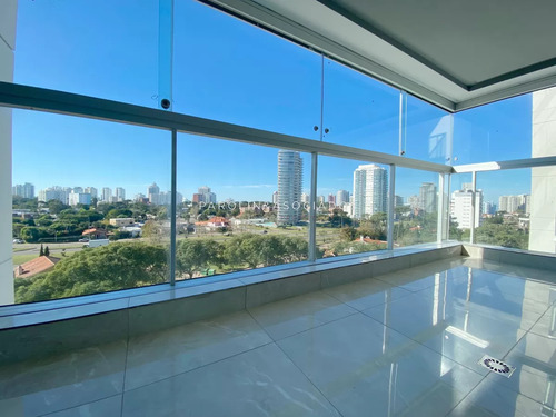 Apartamento En Venta De 2 Dormitorios ; Punta Del Este