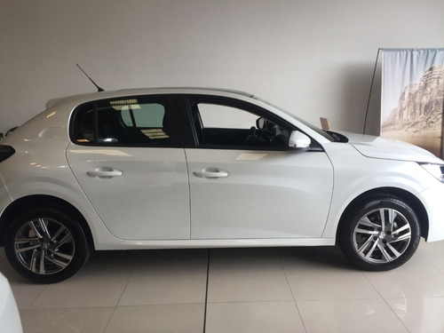 Peugeot 208 Allure 1.6l Mt | Ls