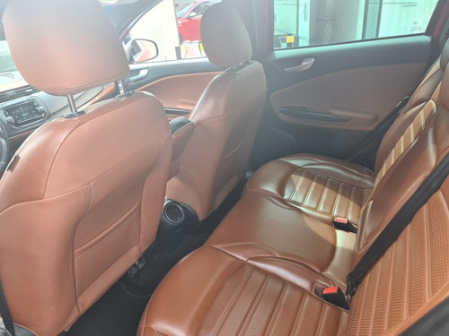 Imagen 11 de 14 de Alfa Romeo Giulietta Quadrifoglio 2015 $279500 Socio Anca