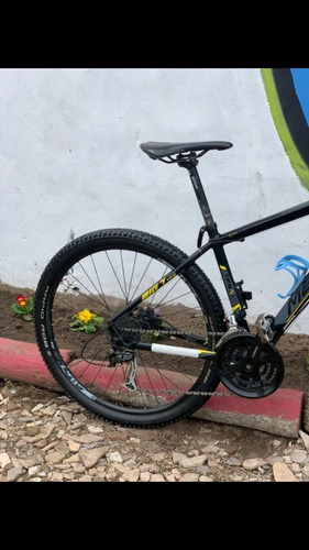 Imagen 8 de 10 de Bici Mtb Vendo O Permuto Merida Big Seven 27.5