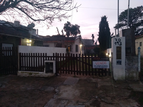 Casa En Calle 70 E 1 Y 2