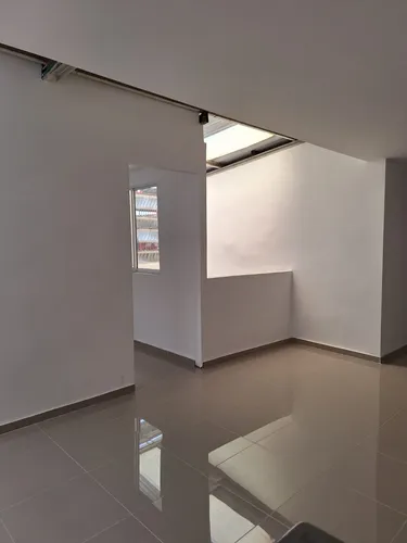 Alquiler De Apartaestudio En El Troncal 3er Piso