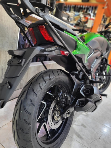 Imagen 6 de 15 de Bajaj Dominar 400 0km Tamburrino Motos
