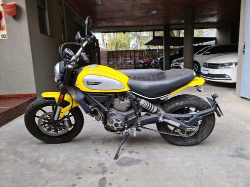 Imagen 1 de 11 de Ducati Scrambler Icon 800