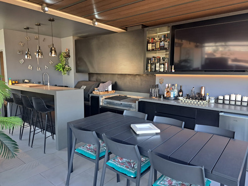 Impecable Tríplex Nor Oriente En Golf De Manquehue