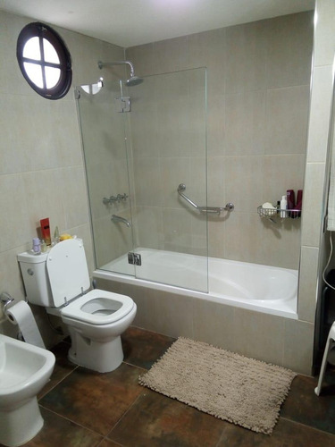 Imagen 5 de 14 de Excelente Casa Con Parque, Quincho, Cochera. Exc Ubicacion