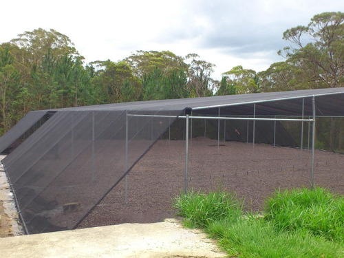 Imagem 5 de 8 de Tela Sombrite Sombreamento Preto Horta Flores 50% 4x50 Mts