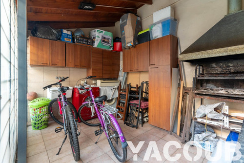 Triplex En Venta - 3 Dormitorios 3 Baños - Cochera - 170mts2 - Parque Avellaneda