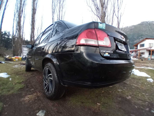 Imagen 3 de 9 de Chevrolet Corsa 2011 1.8 Gl Aa+da