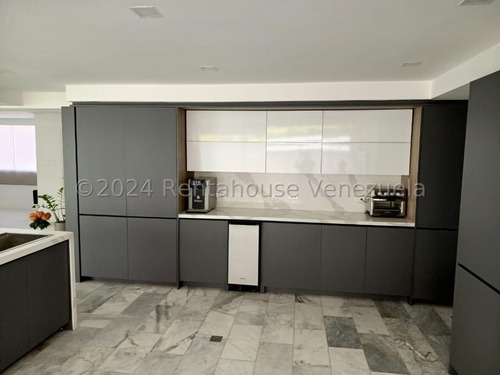 Casa En Venta En Santa Paula Calle Cerrada Caracas Casas Angela Tochon