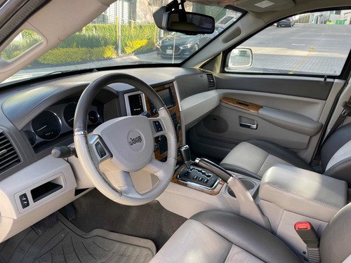 Imagen 10 de 15 de Jeep Grand Cherokee Blindada V8