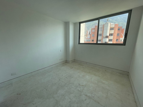 Imagen 19 de 23 de Vendo Apartamento 330m2 4h/5b/4p La Castellana