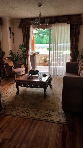 Excelente Casa En Alto Macul Santuario Natural!!!