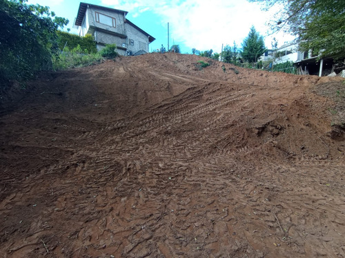 Terreno En Valle De Bravo Casas Viejas