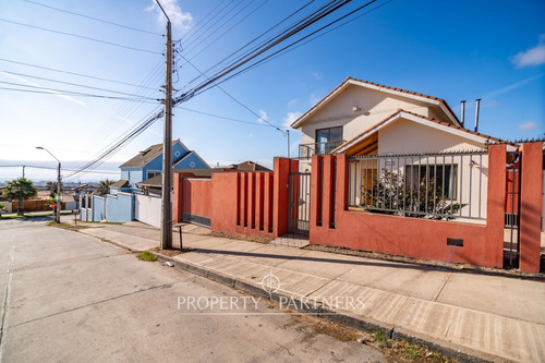 Arriendo Casa Amoblada Con Excelente Ubicación En ...
