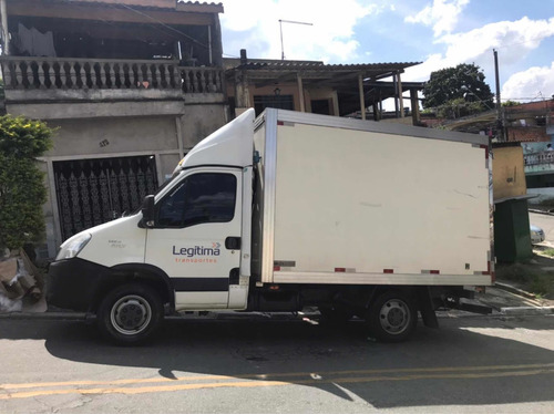 Imagem 4 de 11 de Iveco Daily 35s14 Hdcs